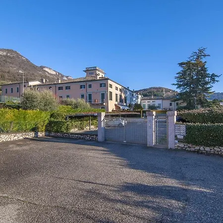 Bevilacqua Nuovo Bilocale Modernopiscina Apartment Caprino Veronese